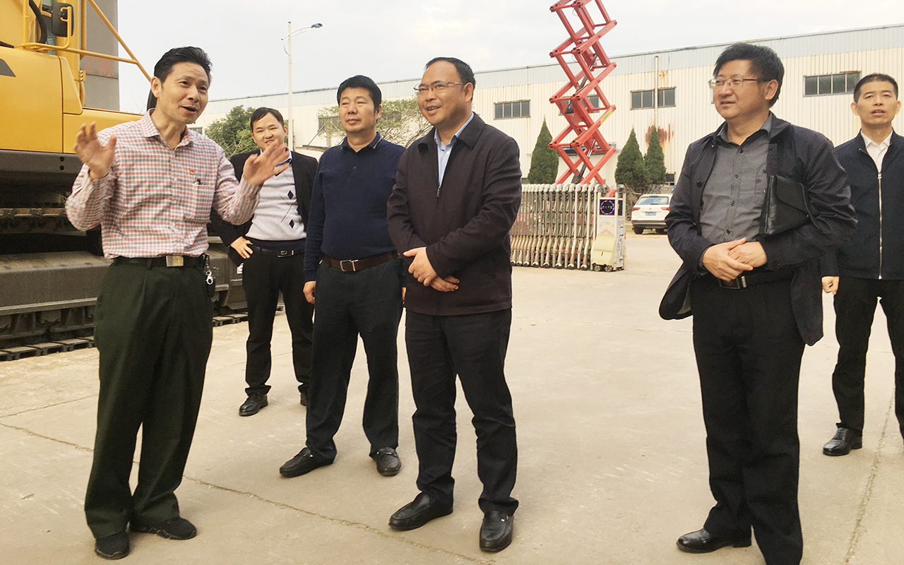 南昌市退役軍人事務局領(lǐng)導蒞臨百瑞集團參觀指導